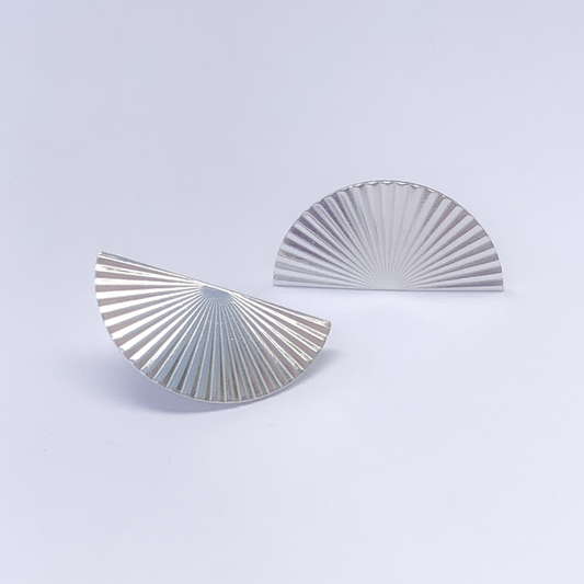 Brinco de Prata Tokyo